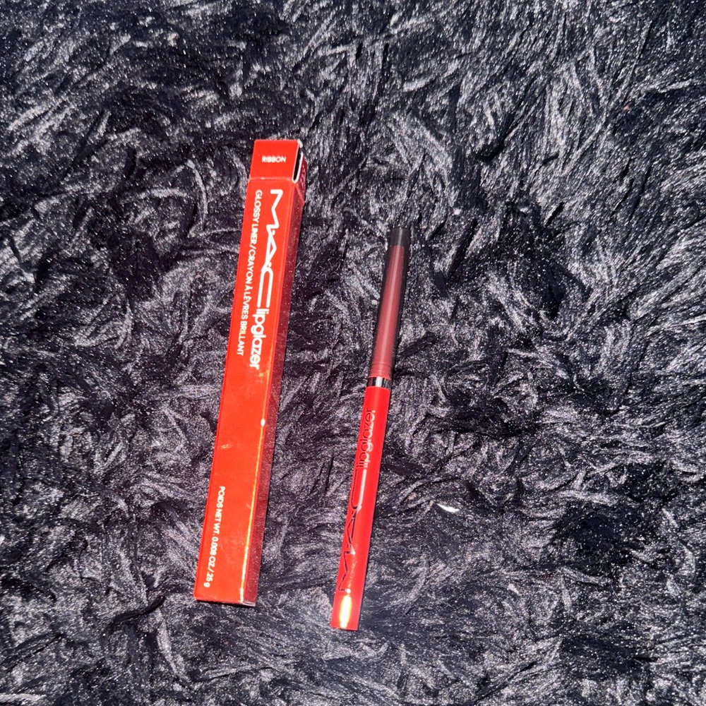 MAC Red Lip Liner